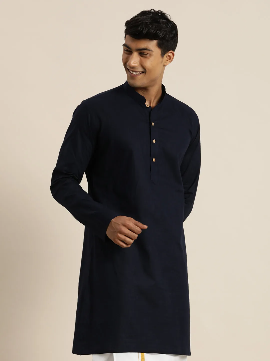 Men's Navy Blue Cotton Kurta - Vastramay